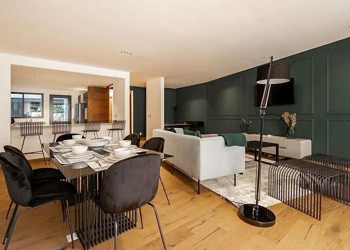 Wynwood House Platon Apartahotel 4*